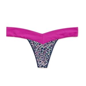 No Boundaries Women's Seamless Thong Purple Cheetah